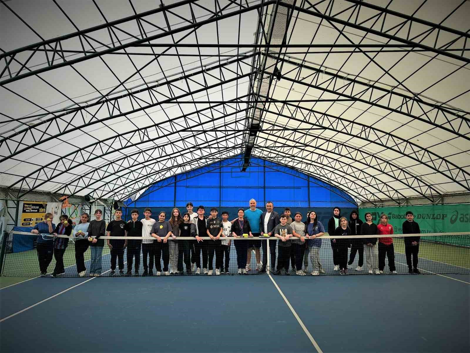 Bafralı öğrenciler Avrupa’yla spor köprüsü kurdu