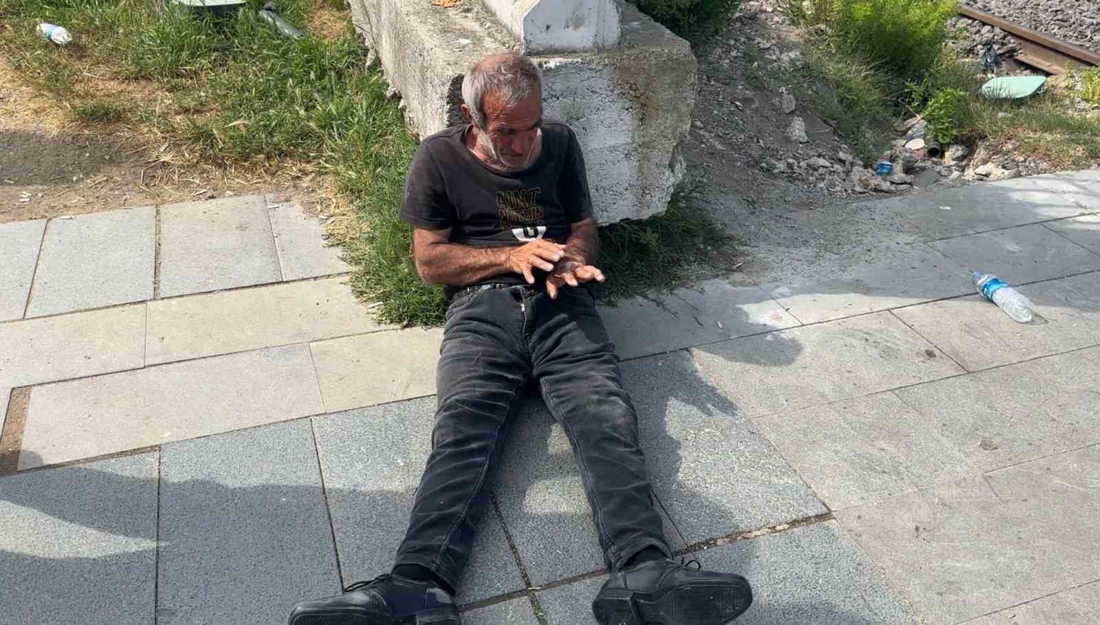 Samsun’da darbedildiğini iddia eden yaşlı adam hastaneye kaldırıldı