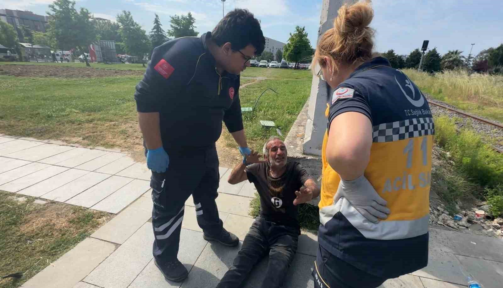 Samsun’da darbedildiğini iddia eden yaşlı adam hastaneye kaldırıldı