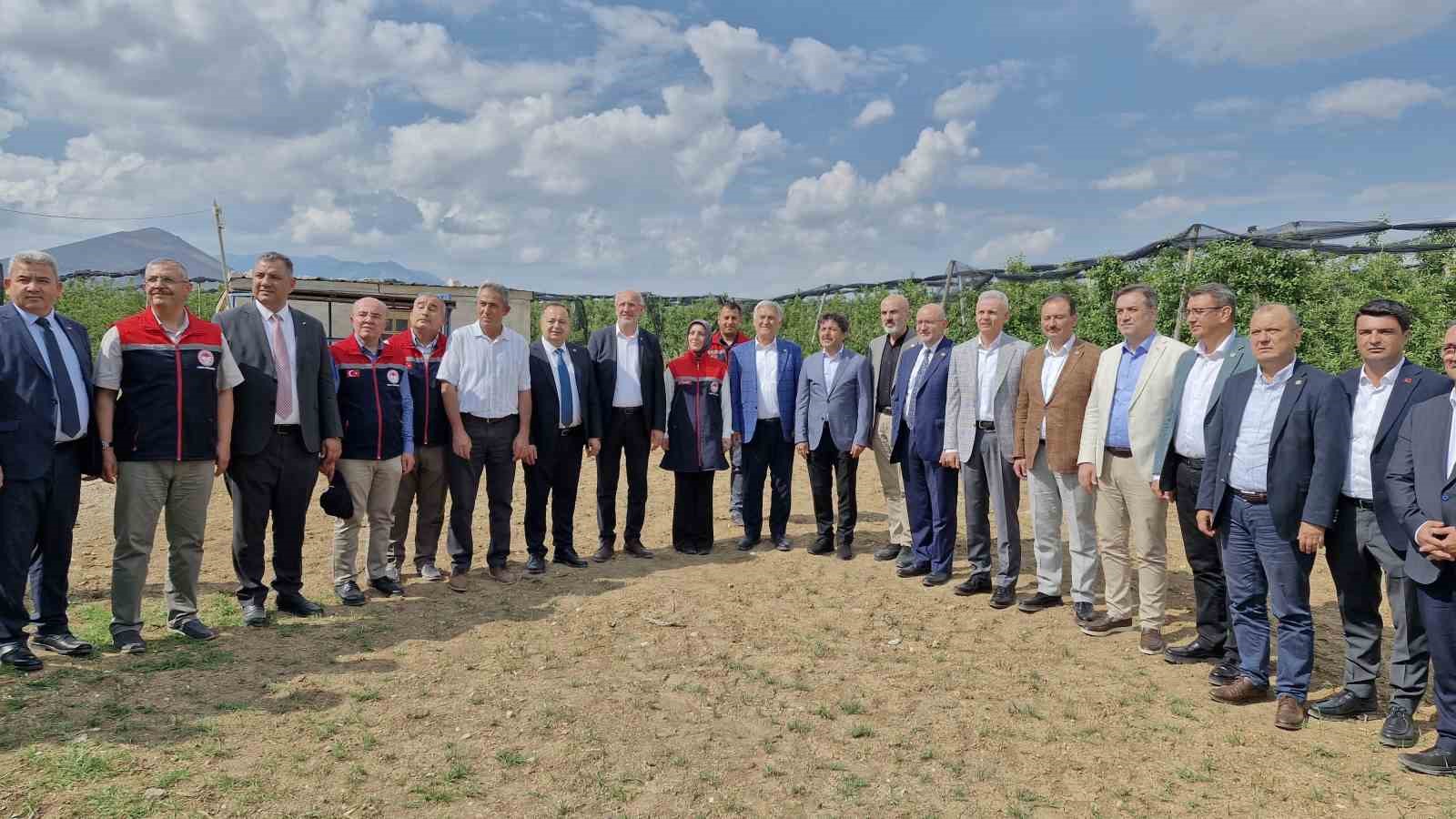 TBMM Zirai Don Komisyonu üyeleri, Karaman’da elma bahçelerini inceledi