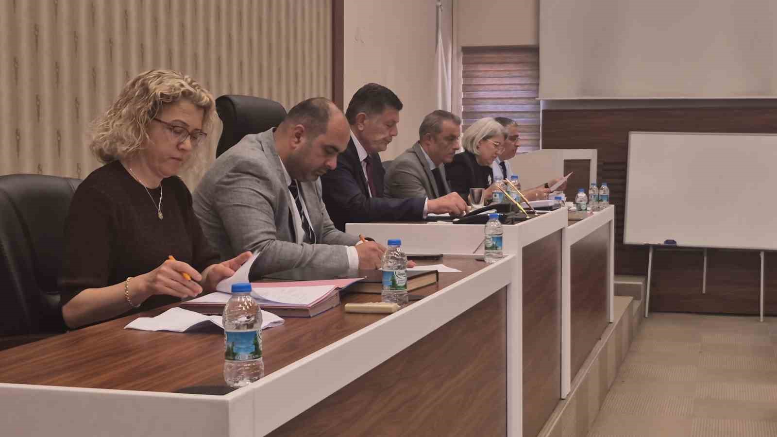 Otel yangınında &ouml;len Şevval Şahin&rsquo;in adı parkta yaşatılacak
