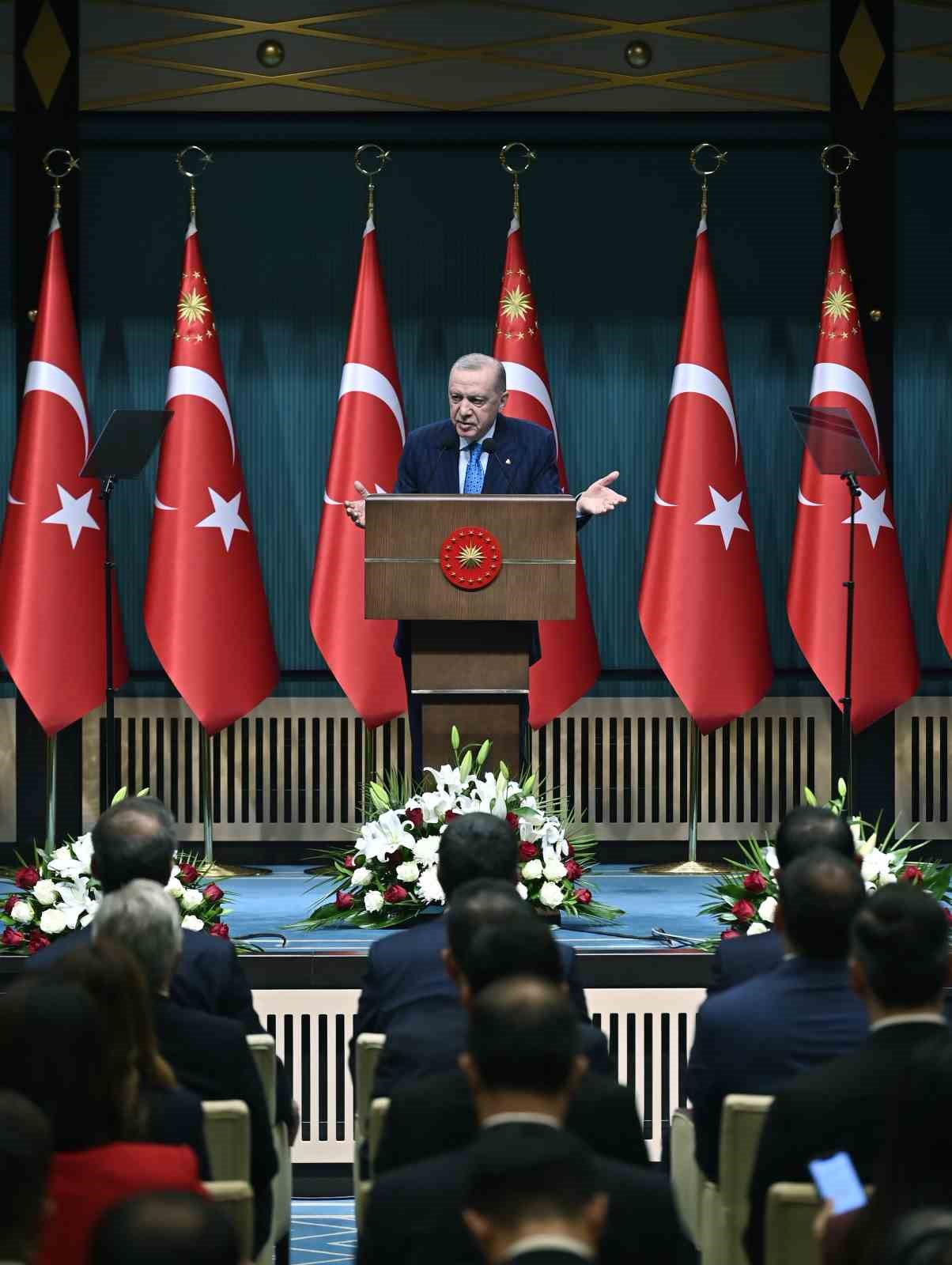 Cumhurbaşkanı Erdoğan: "Türkiye barış diplomasisinin ana merkezlerinden biri haline dönüşüyor"
