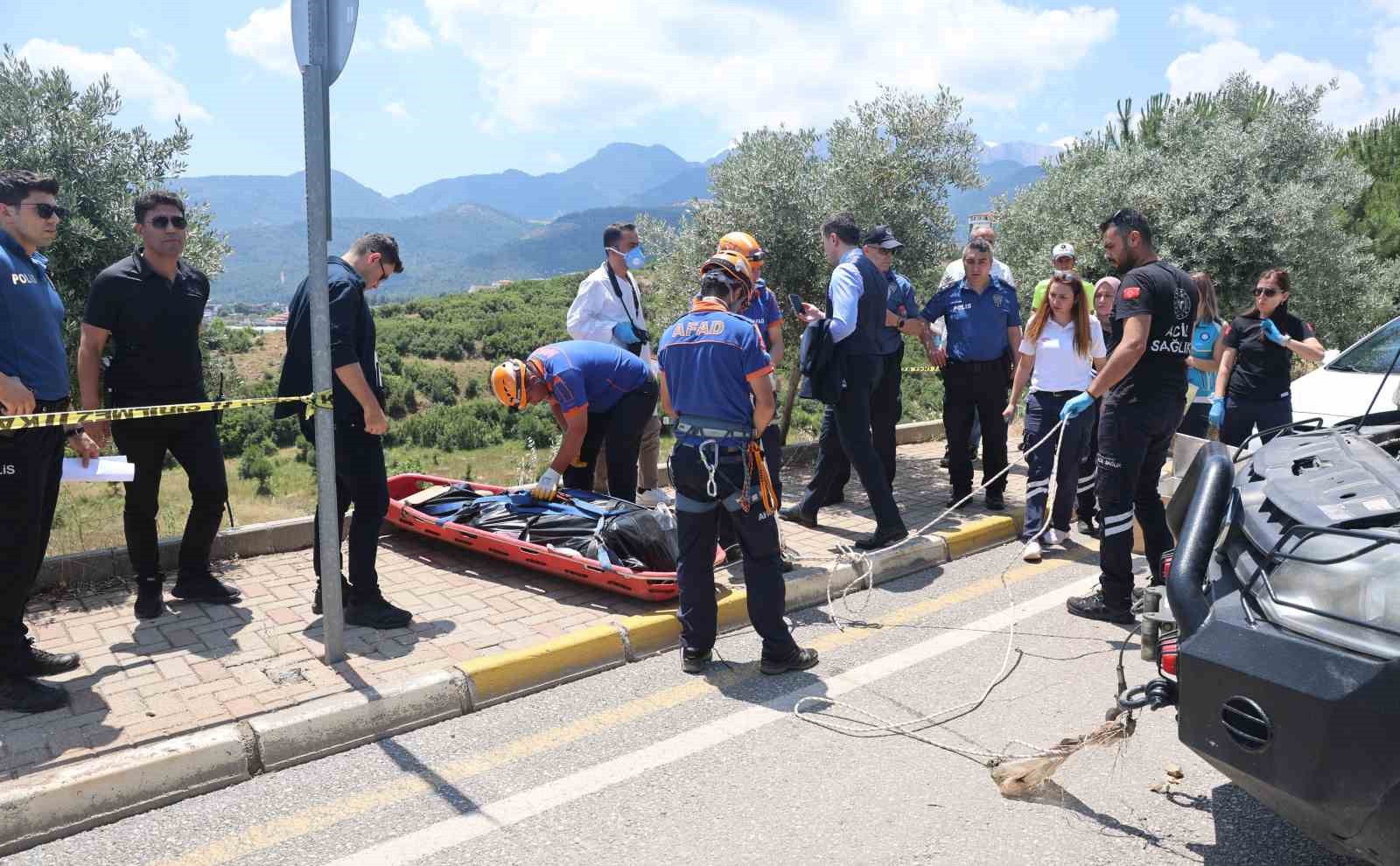 Uçurumda ölü bulunan yaşlı adamın yakınlarından ‘ihmal’ suçlaması
