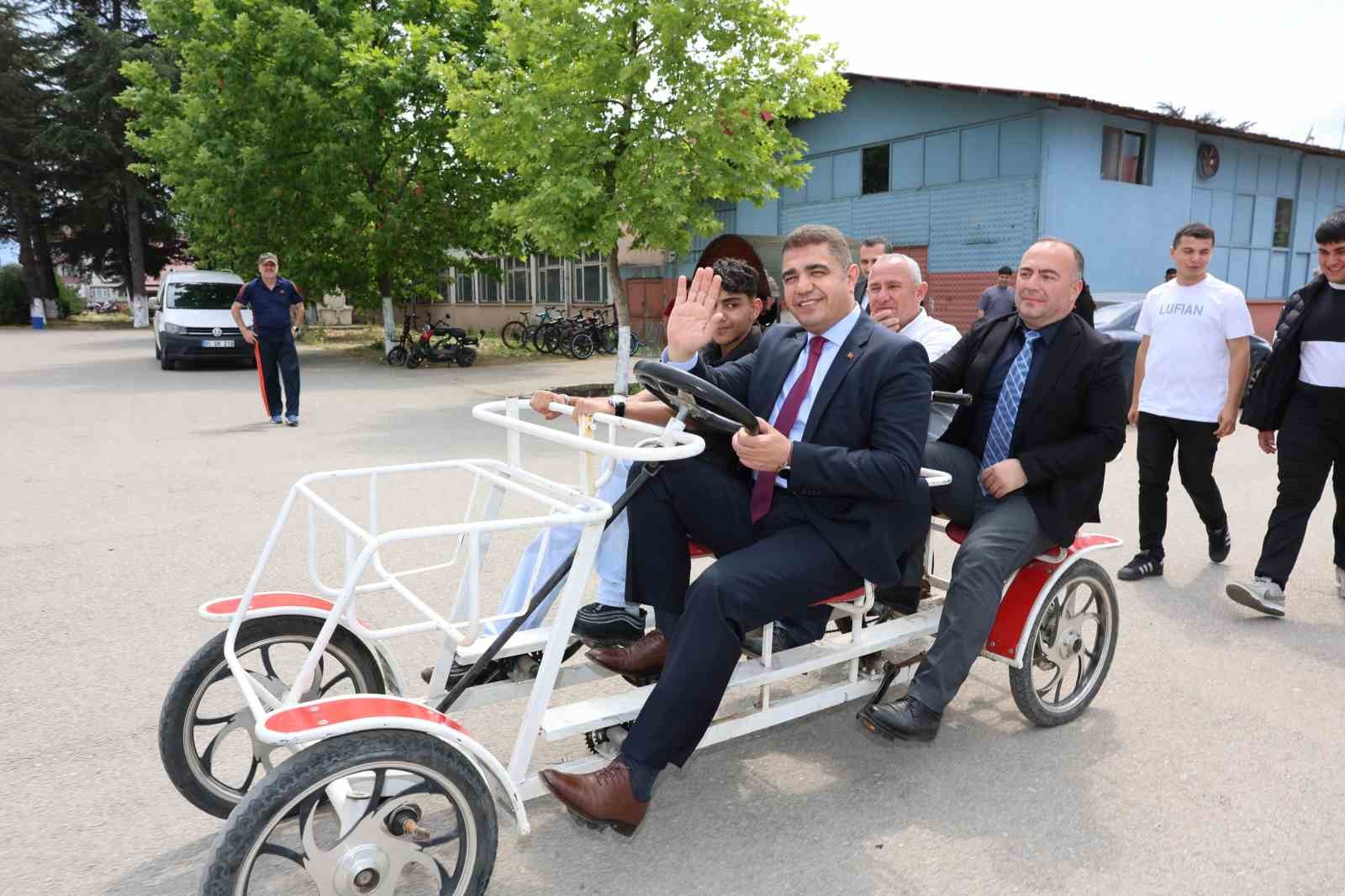 Lise öğrencilerinin bisiklet projesi dikkat çekti