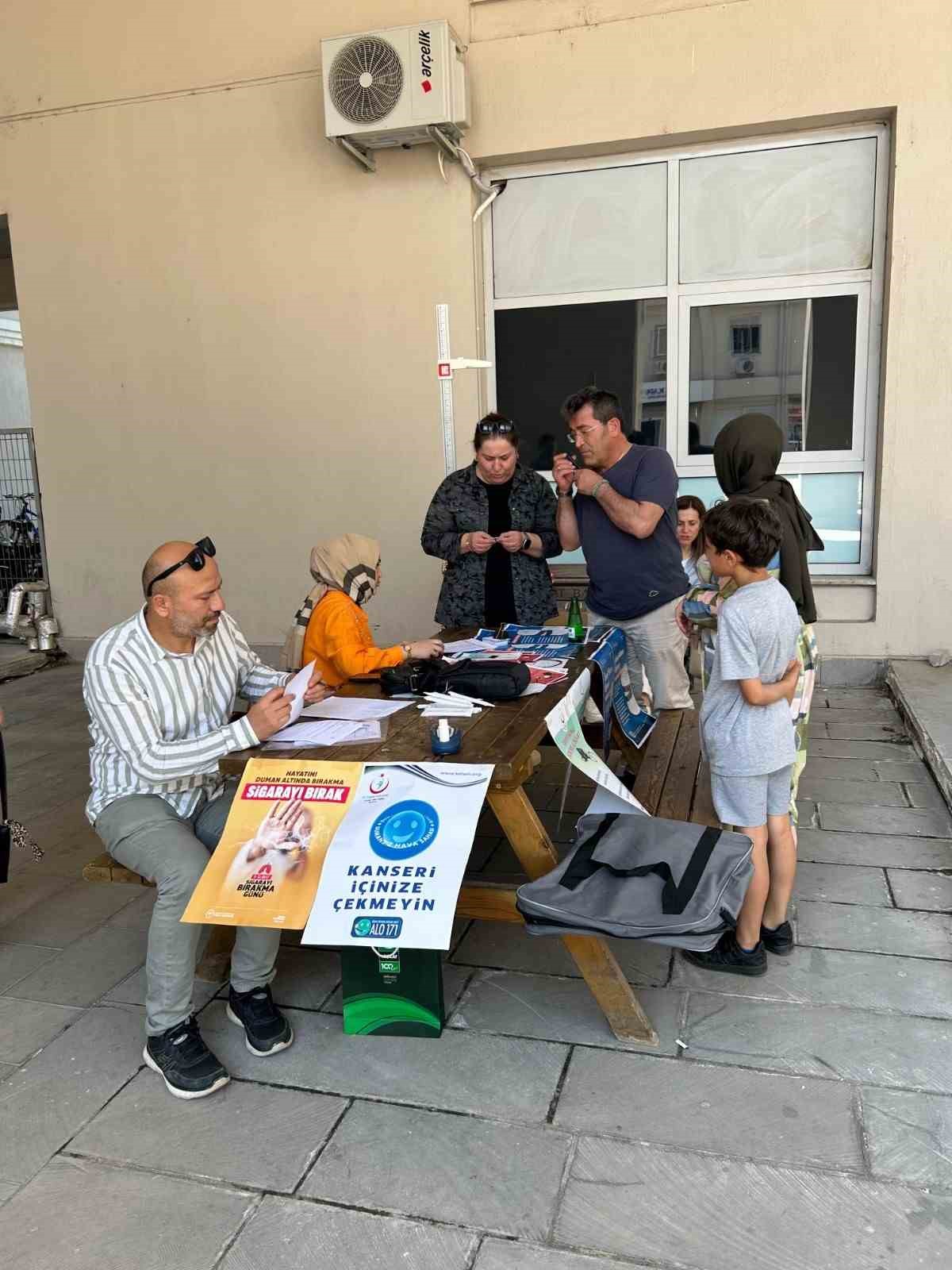 Sigara bırakma standı ilgi gördü
