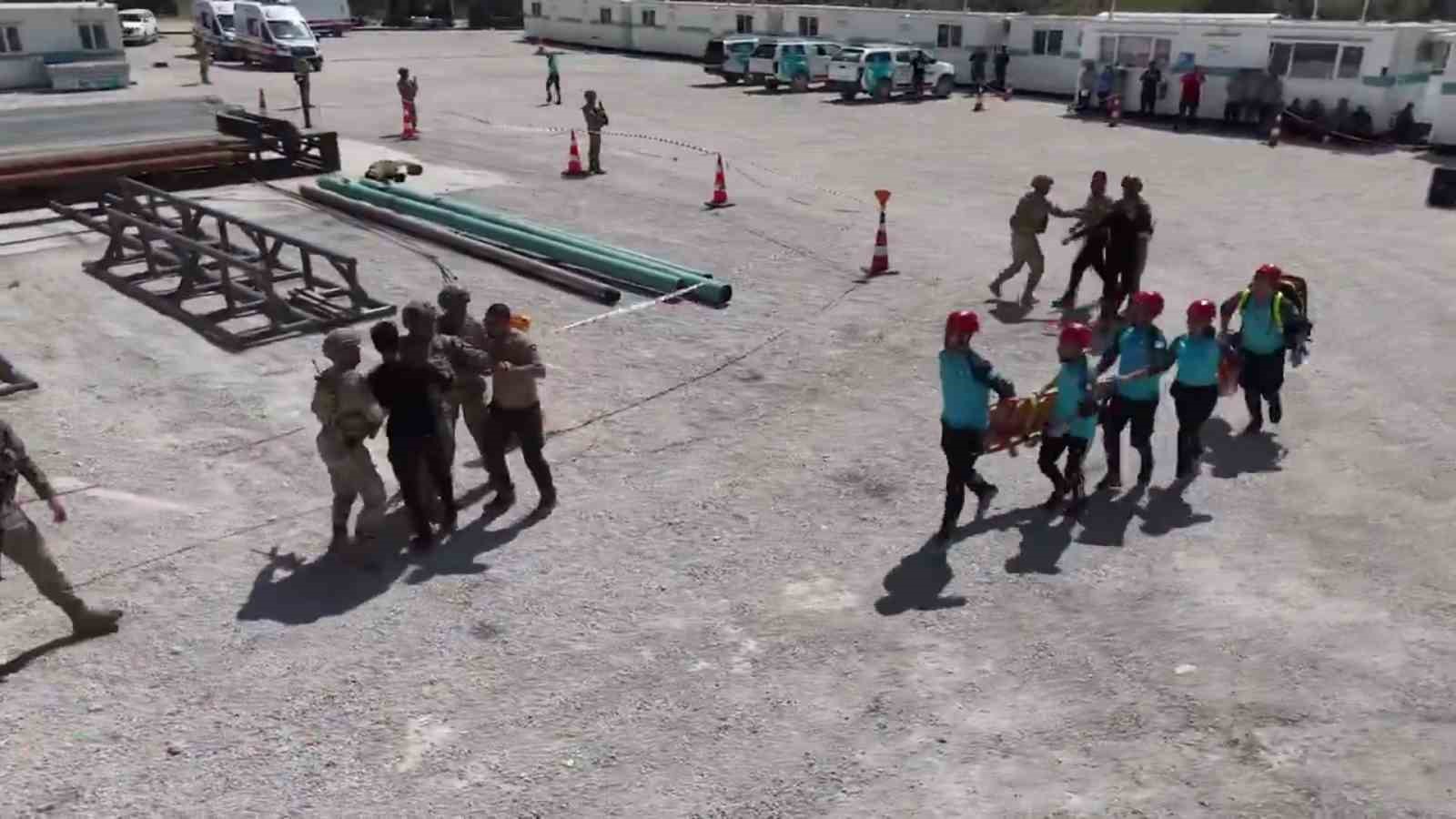 Gabar’da sondaj kulesinde patlama senaryosu gerçeğini aratmadı