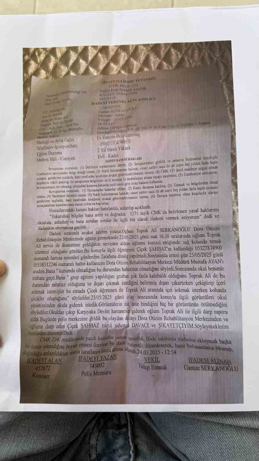 Otizmli &ccedil;ocuğa &ouml;ğretmeninden darp iddiası
