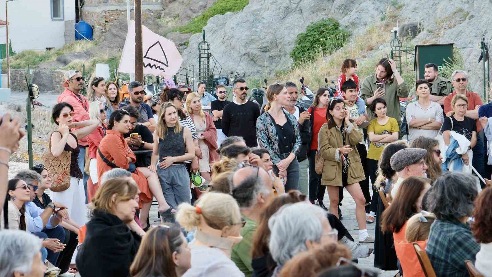 Bozcaada, Haziran ayını sanat ve bilimle karşılıyor