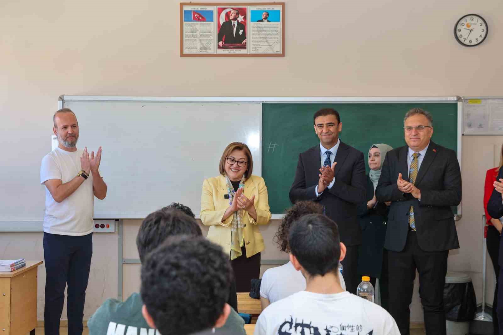 Gaziantep B&uuml;y&uuml;kşehir&rsquo;den 8 ve 12&rsquo;inci sınıf &ouml;ğrencilerine y&ouml;nelik &ouml;l&ccedil;&uuml;mleme sınavı
