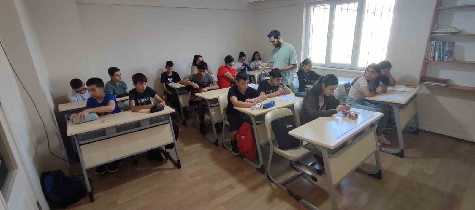 Odunpazarı Belediyesi’nden eğitime büyük destek
