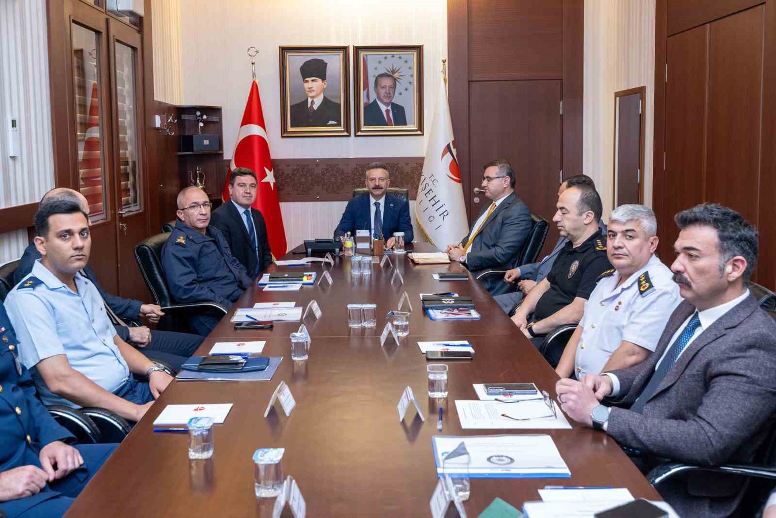 Eskişehir Valili&rsquo;ğinde İl G&uuml;venlik ve Asayiş Koordinasyon Toplantısı ger&ccedil;ekleşti
