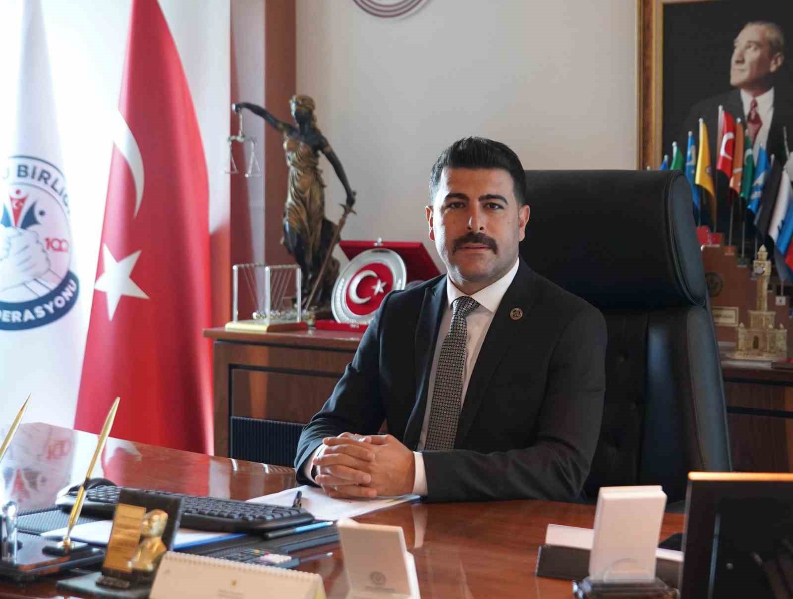 Kamu Birliği Konfederasyonu Genel Başkanı Kaya: "Ek zam ve bayram ikramiyesi şarttır"