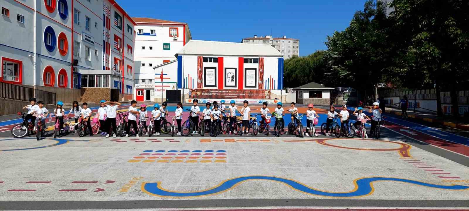 Dünya Bisiklet Günü’nde pedallar gelecek için döndü