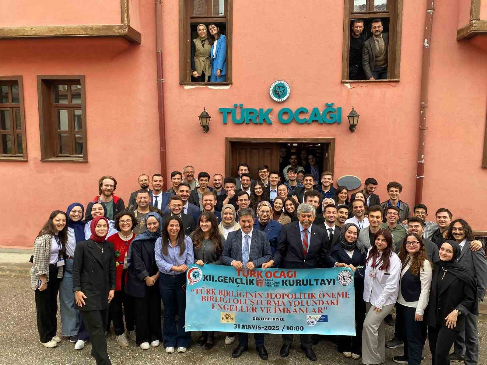 XII. Gençlik Kurultayı Sonuç Beyannamesi ilan edildi