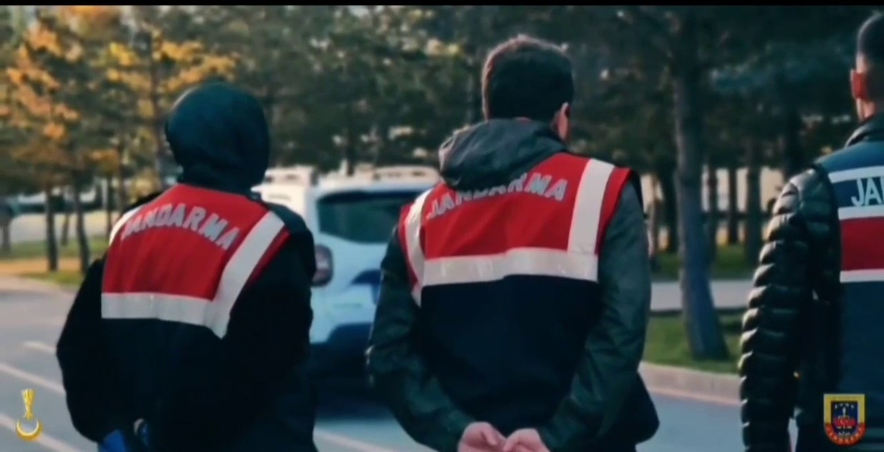 Erzurum merkezli siber dolandırıcılık operasyonu: 9 gözaltı