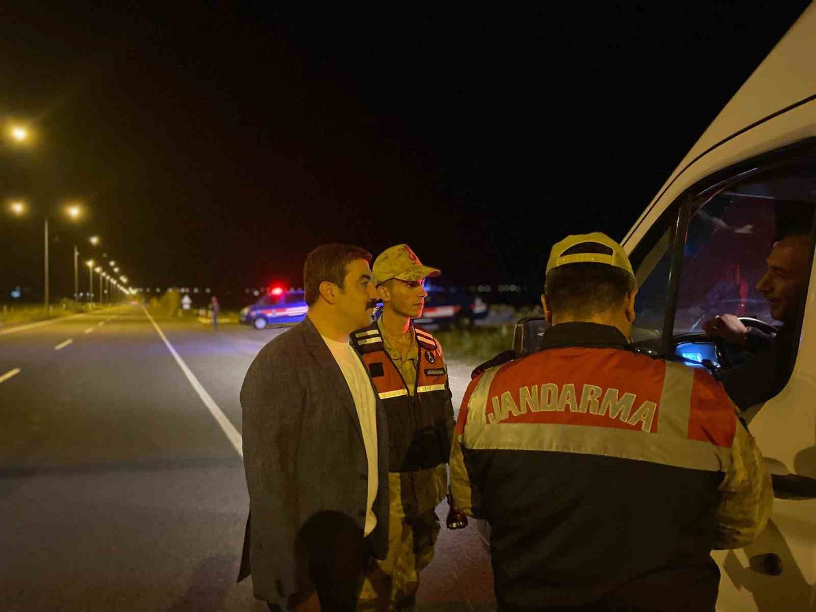 Arpa&ccedil;ay&rsquo;da kaymakam uygulama yaptı
