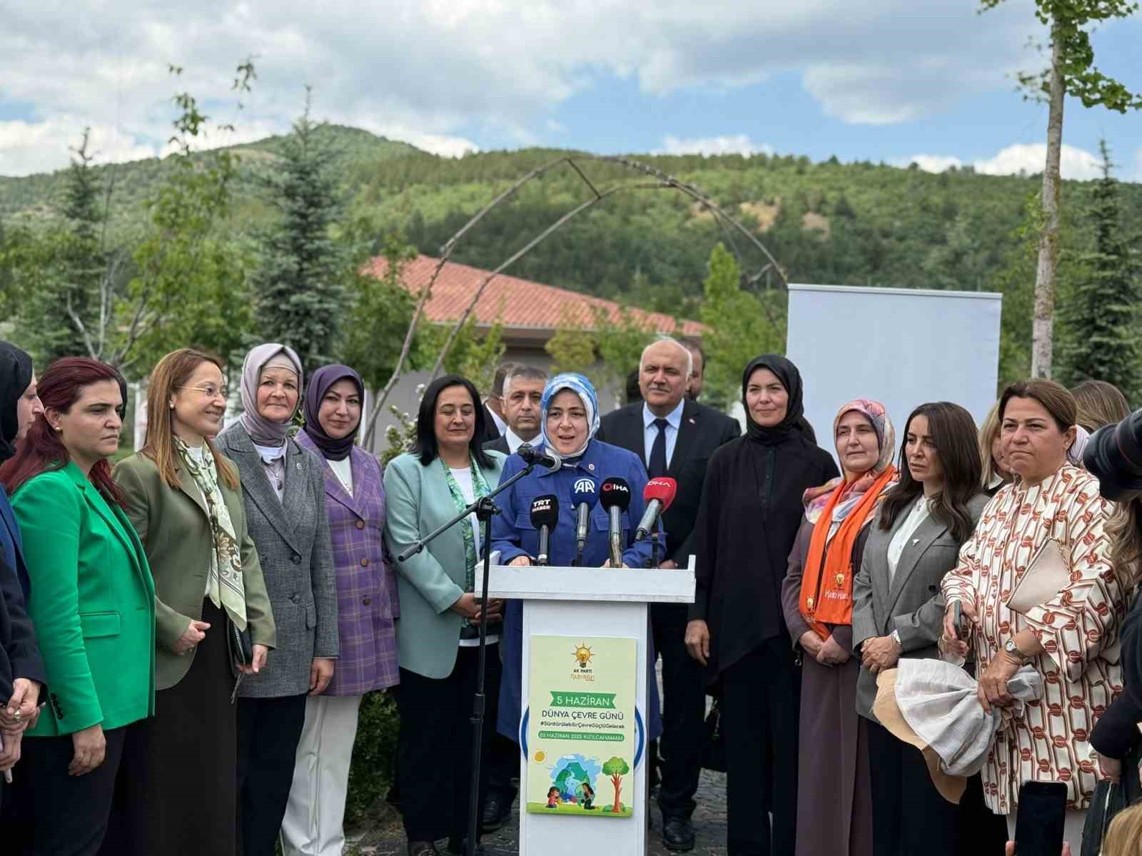 AK Parti Genel Merkez Kadın Kolları Başkanı Ercan: "Bu ülkenin AK yürekli kadınları, Türkiye Yüzyılı’nın yeşil vizyonunun sahadaki mimarlarıdır"