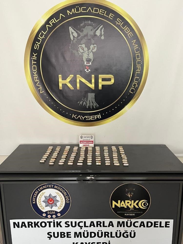 Midesinde uyuşturucu maddeyle yakalanan şahsa 12 yıl hapis cezası
