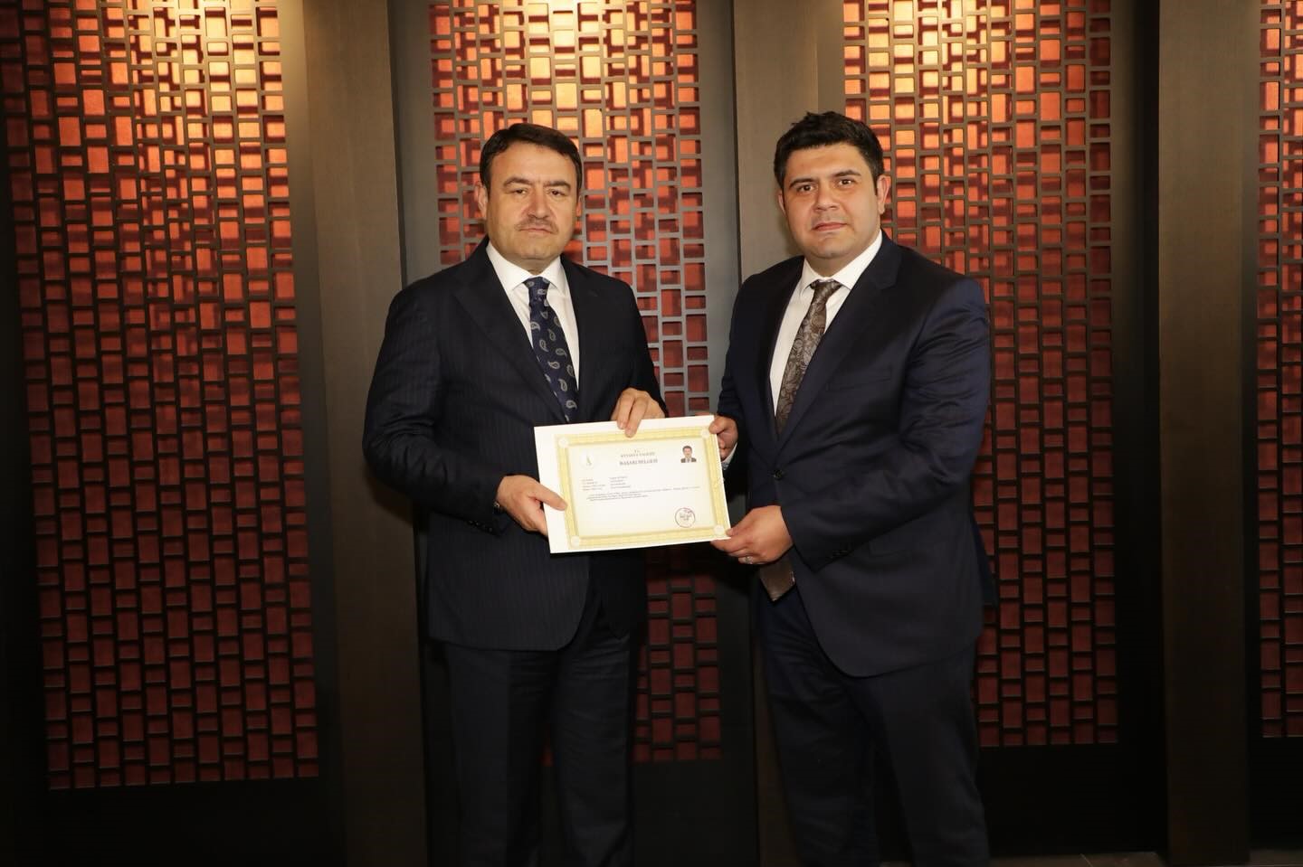 Kütahya’da tayin olan mülki idare amirleri onuruna veda yemeği