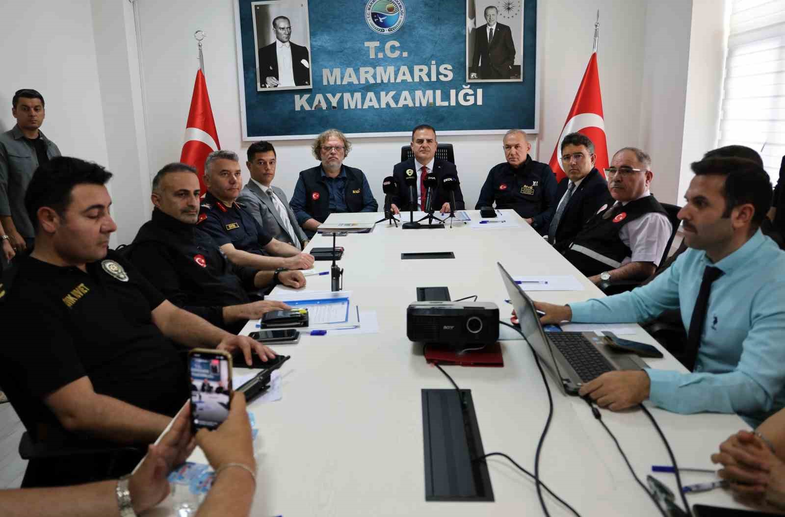 Muğla depreminde 1&rsquo;i ağır 75 kişi yaralandı
