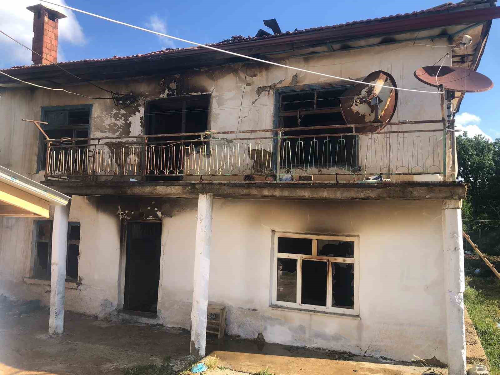 Hüyük’te korkutan ev yangını