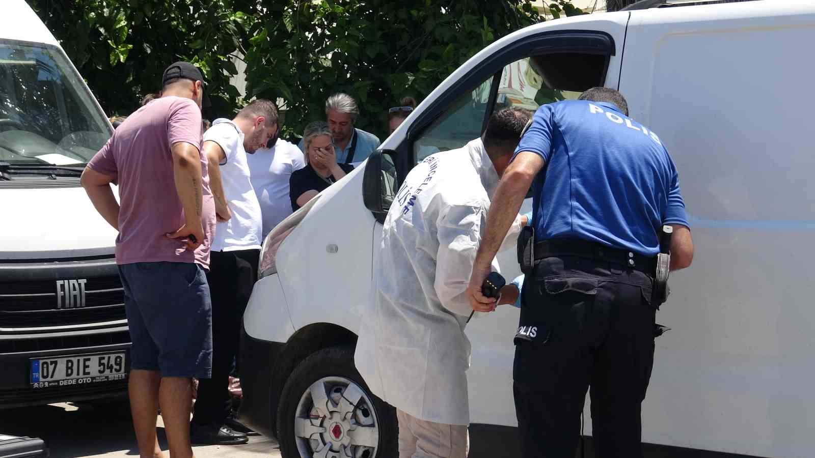 Aracını tamir ediyor sanılan kişinin hayatını kaybettiği anlaşıldı
