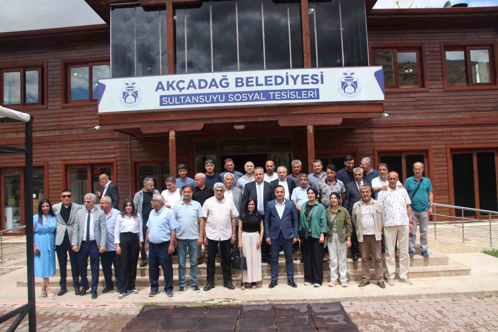 Başkan Ulutaş: "Akçadağ’ı hak ettiği yere taşımak için gece gündüz çalışıyoruz"