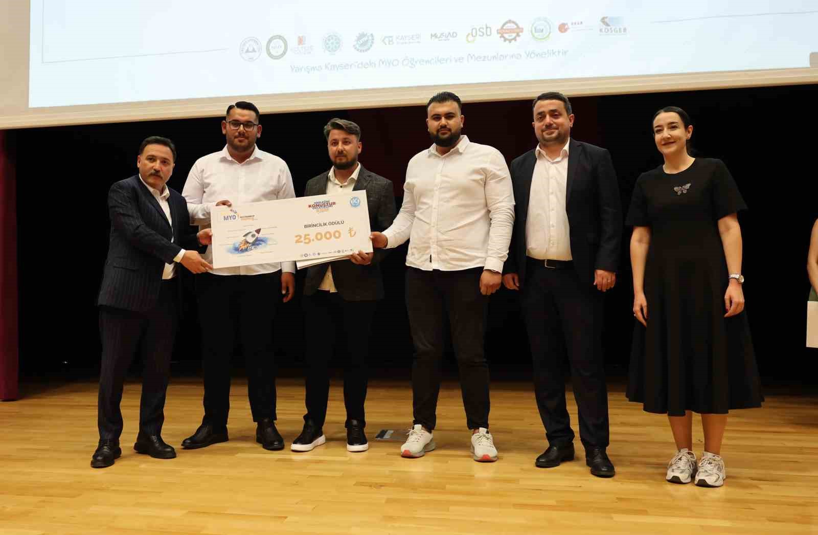KAYÜ ‘StartUpMYO’ Girişimcilik Yarışması’nda ödüller sahiplerini buldu