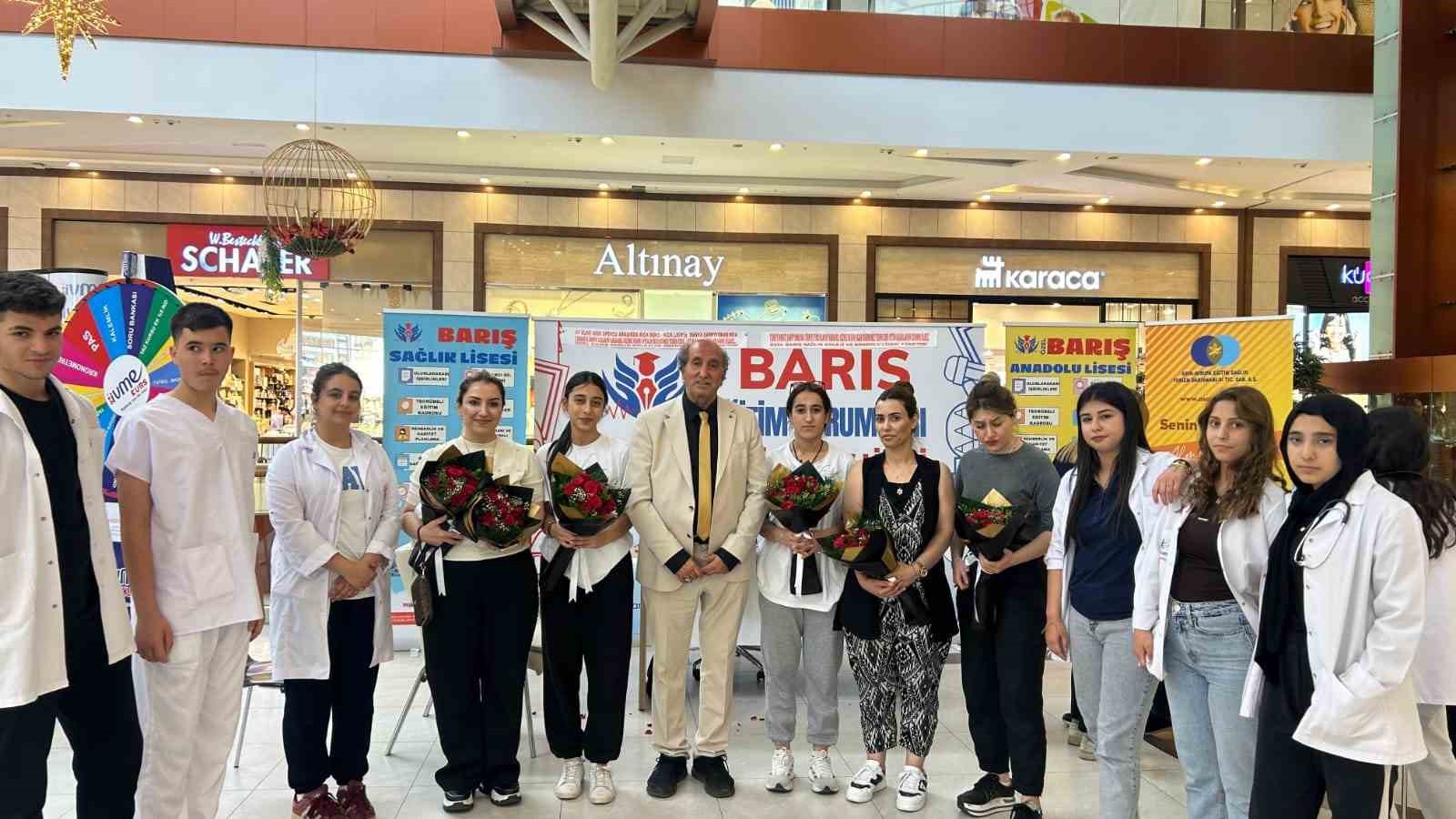 Diyarbakırlı öğrencilerin başarıları göz doldurdu