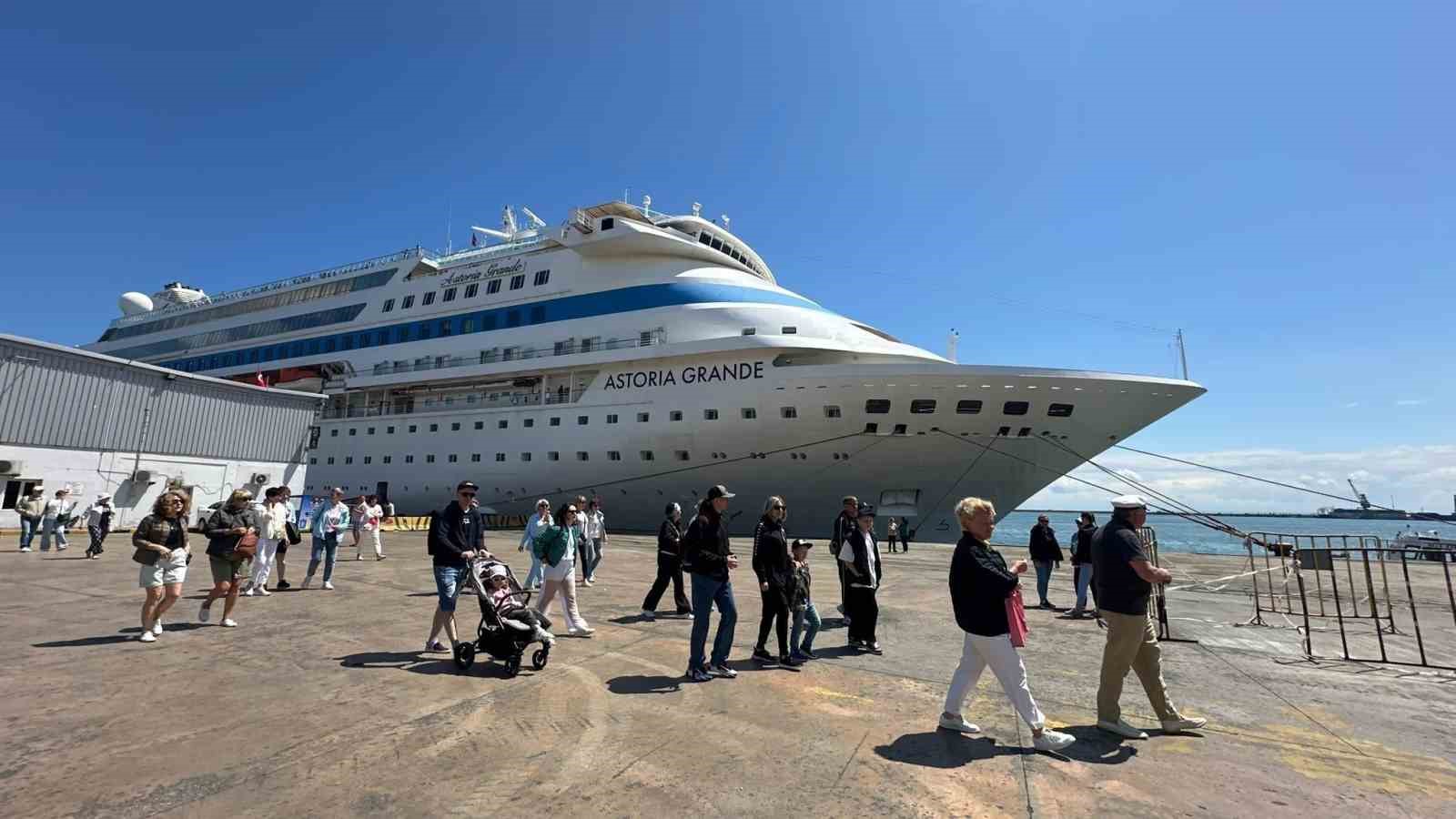 Samsun’da ilk 3 ayda 109 bin 54 turist konakladı