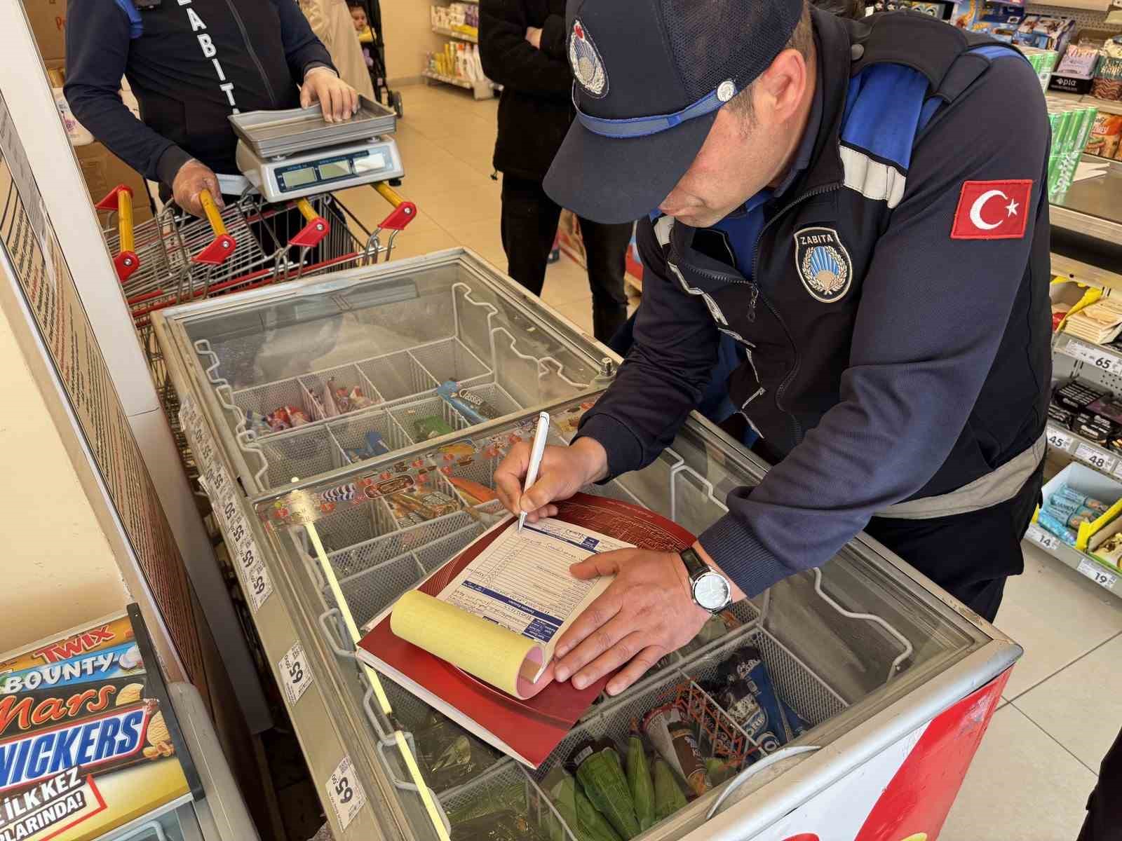 Çorum Belediyesi kurallara uymayanlara geçit vermiyor