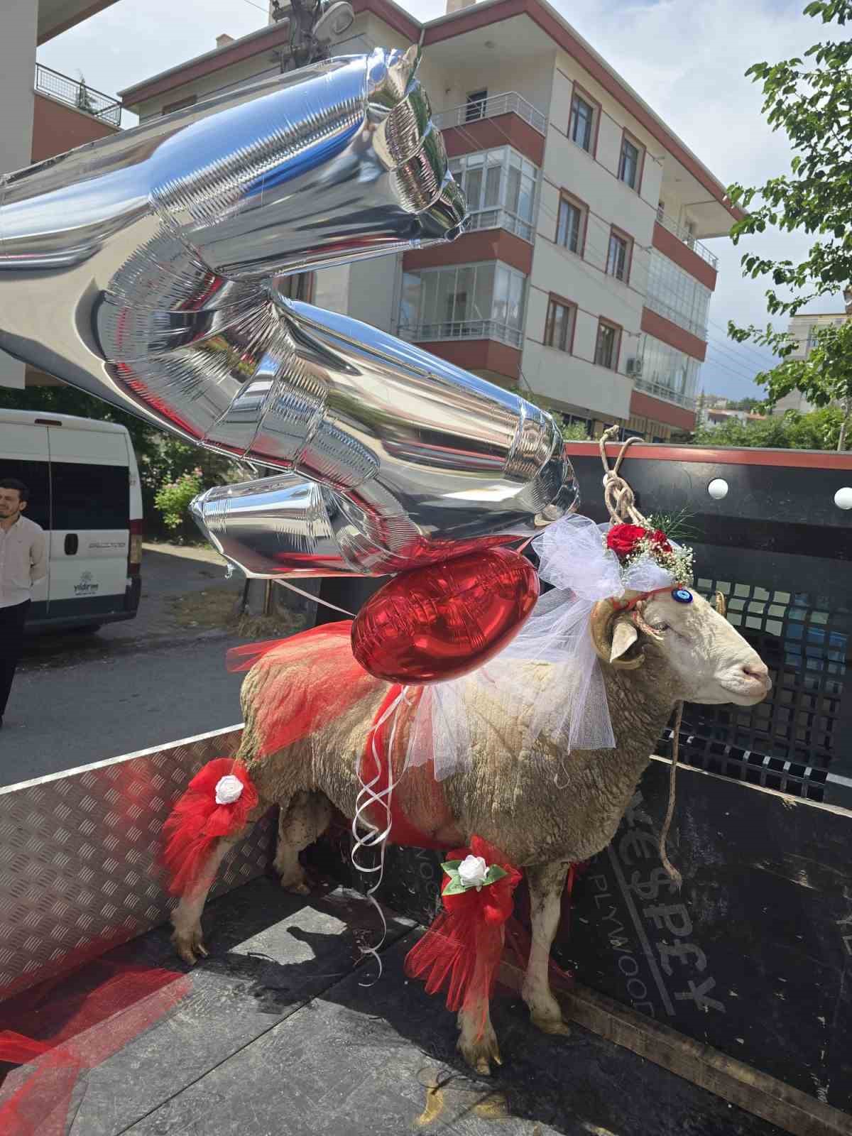 Beypazarı’nda gelin adaylarına ‘koç gönderme’ geleneği devam ediyor