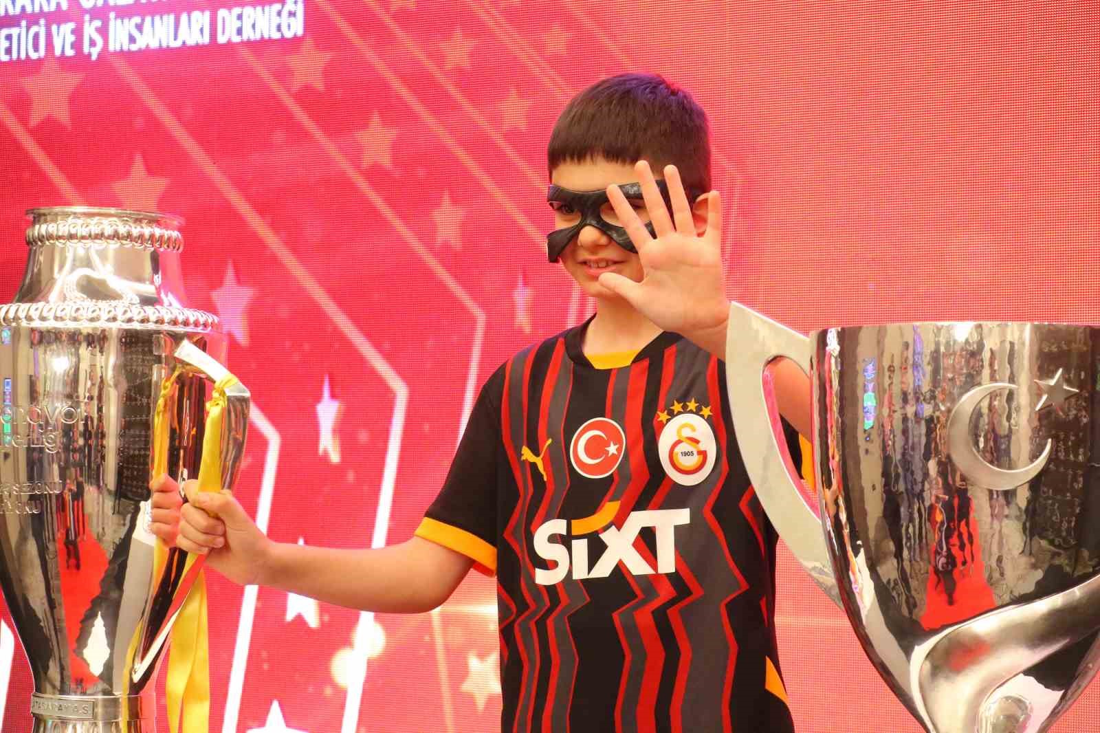 Galatasaray’ın 25. şampiyonluğu Ankara’da kutlandı