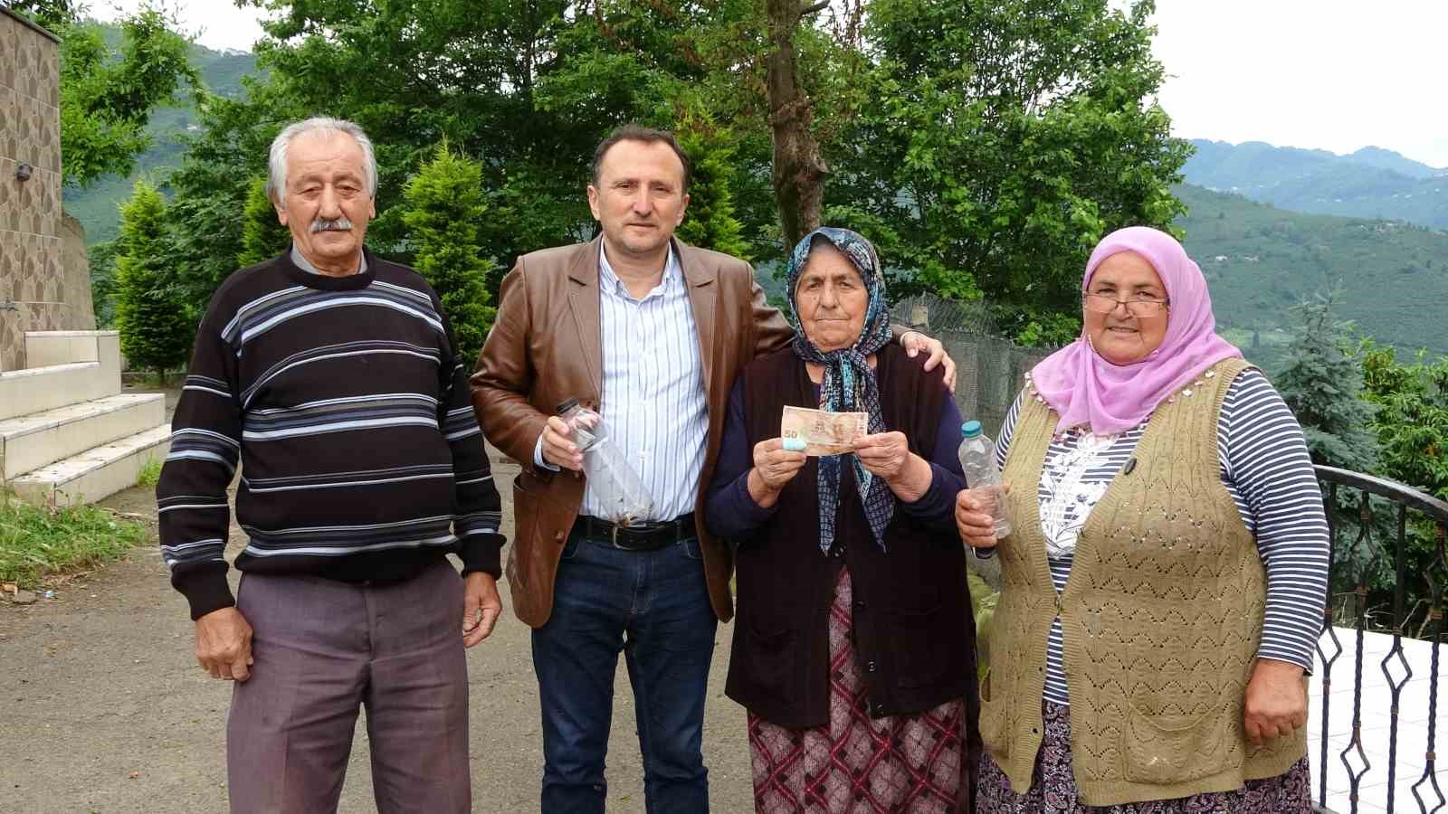 Kokarcanın başına ödül konuldu: Canlısı 1 TL
