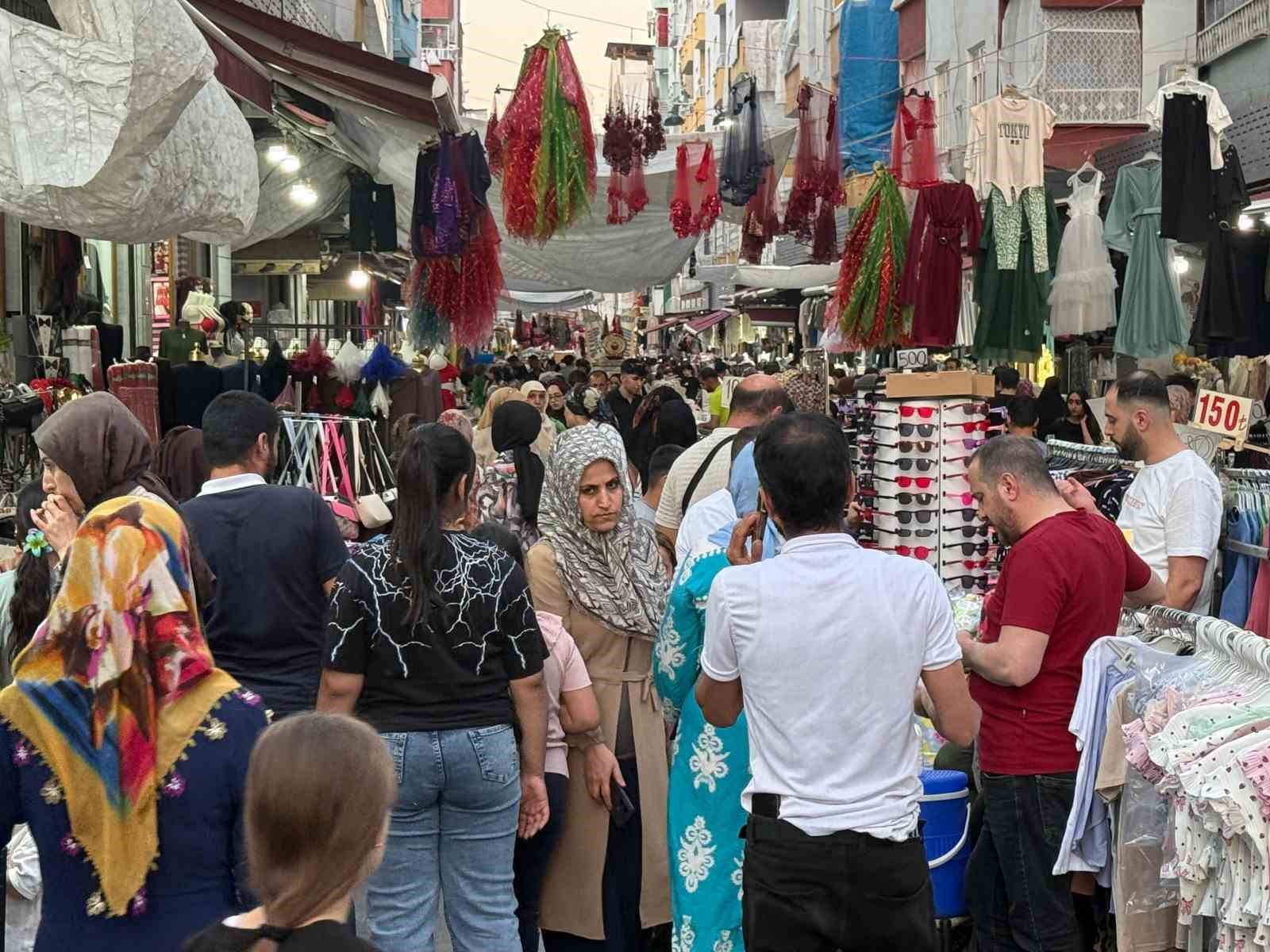 Diyarbakır’da Kurban Bayramı öncesi alışveriş yoğunluğu