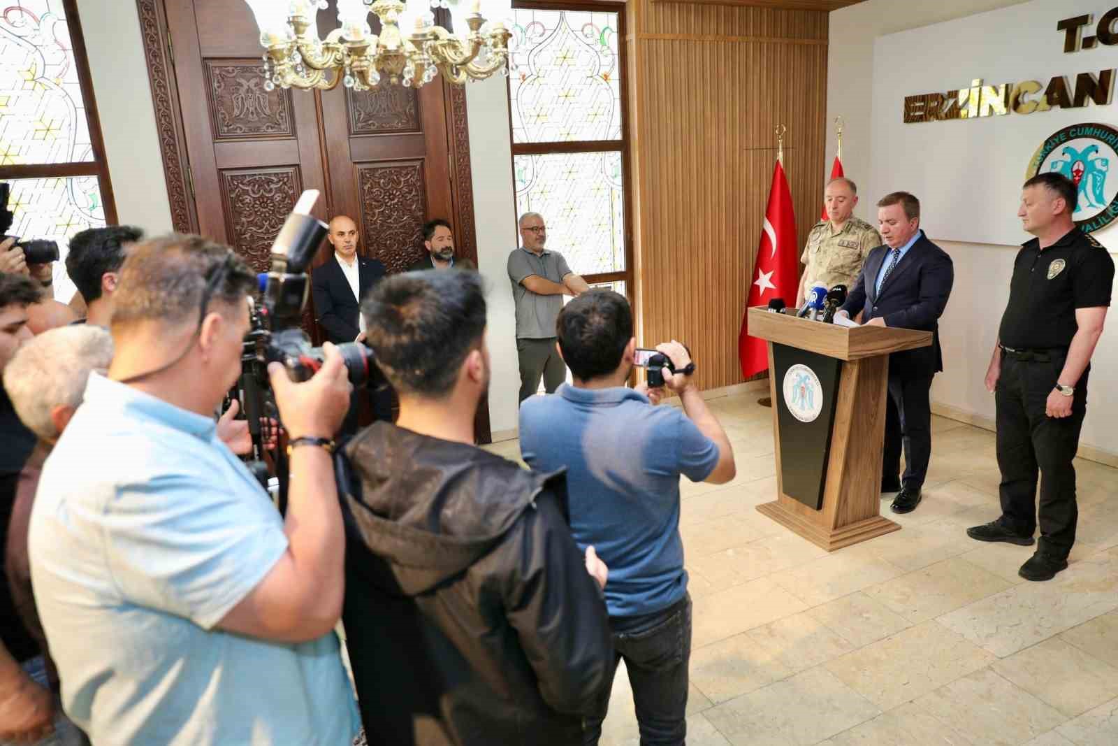 Erzincan&rsquo;da asayiş bilgilendirme toplantısı ger&ccedil;ekleştirildi
