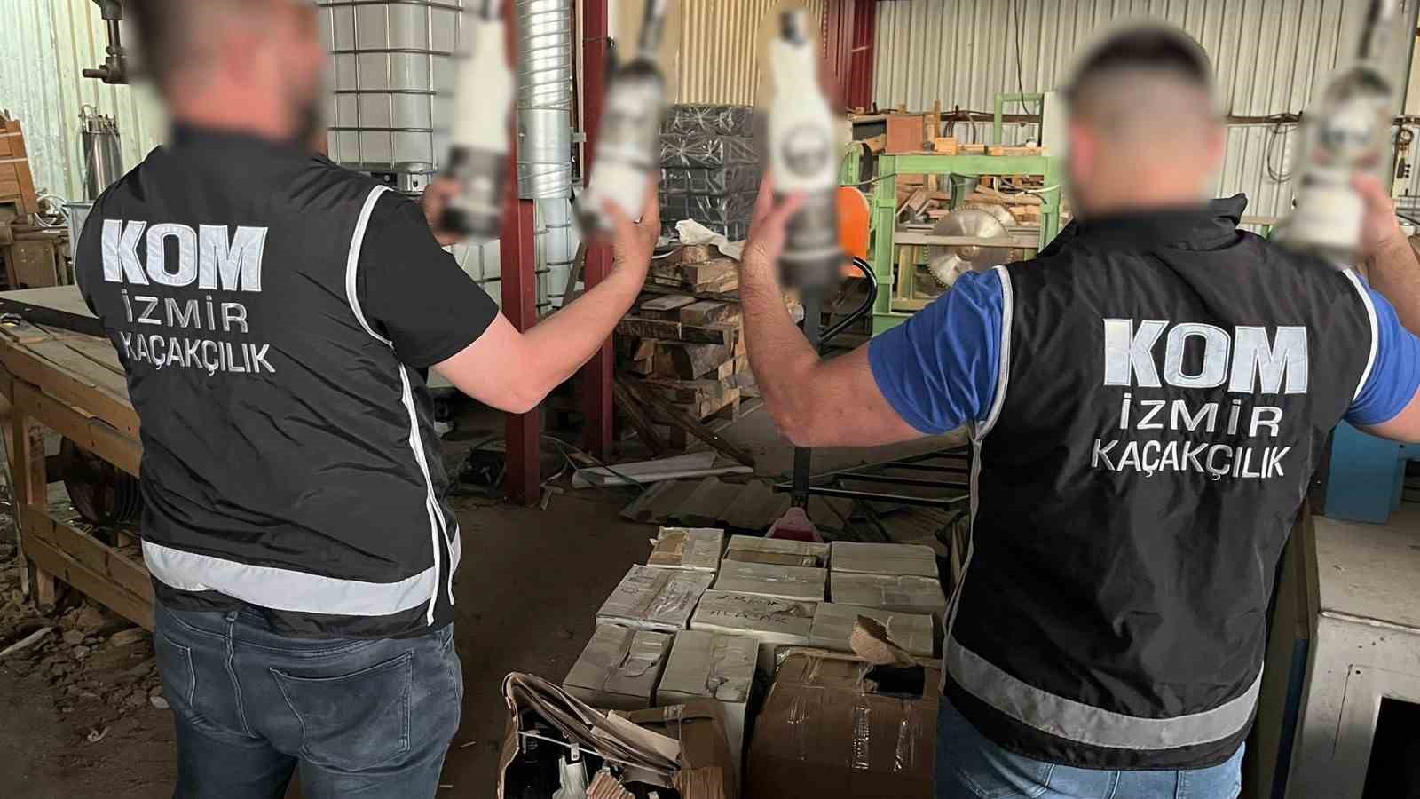 İzmir&rsquo;de 6 milyonluk sahte i&ccedil;ki operasyonu: 2 tutuklama
