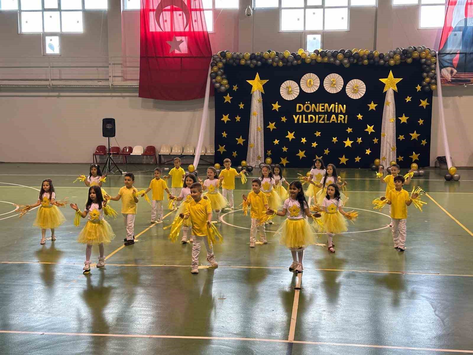 Osmaneli Anaokulu’nda renkli yıl sonu gösterisi