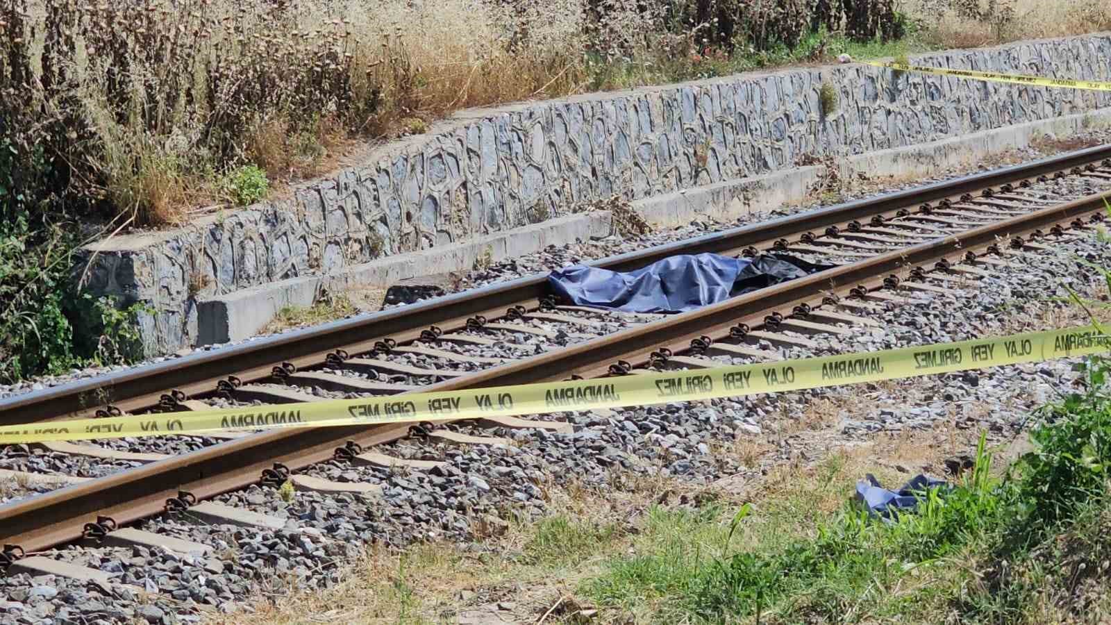 Evlenmeye hazırlanıyordu, trenin altında kalarak can verdi