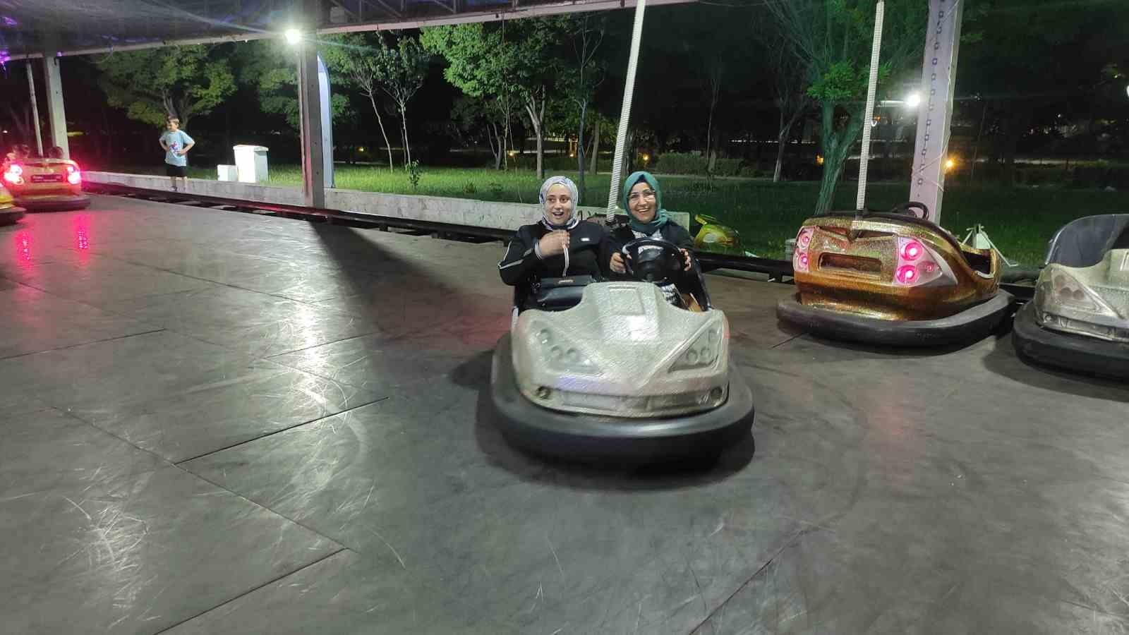 Şehit emanetleri lunaparkta bayram coşkusu yaşadı