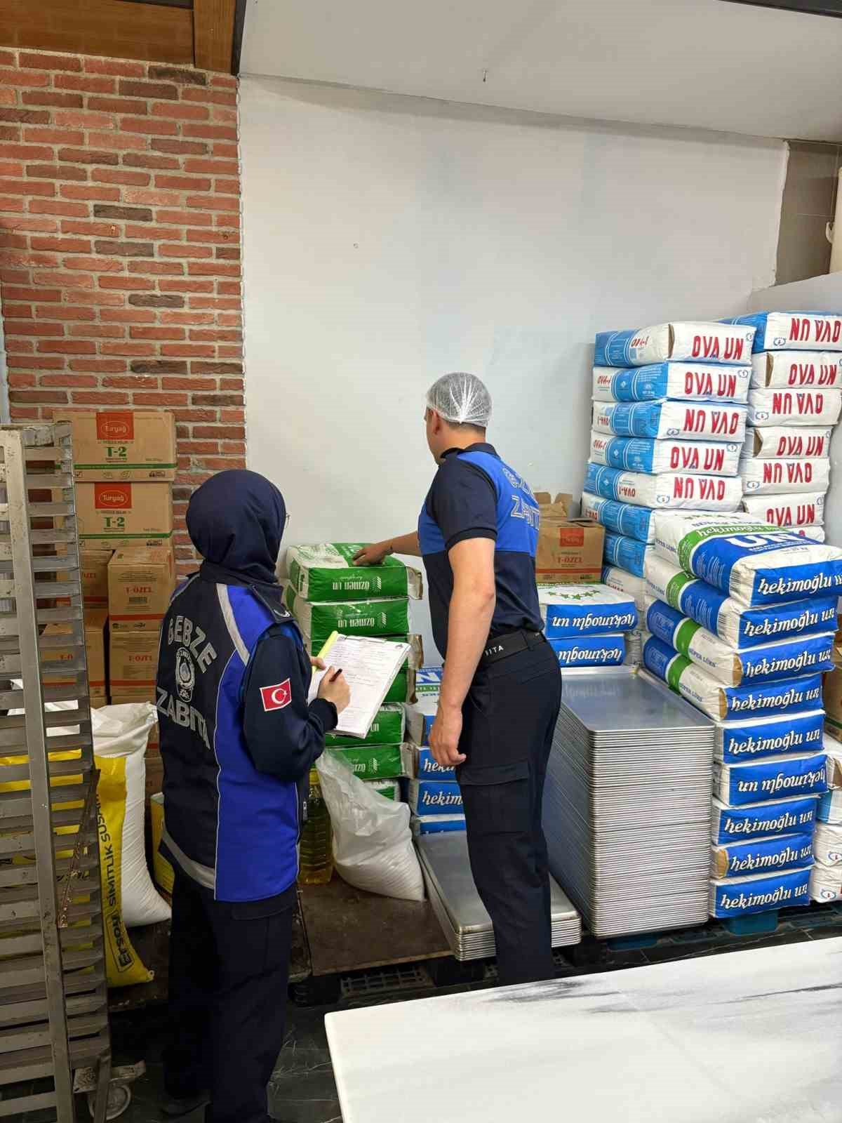 Gebze’de zabıtadan bayram denetimi
