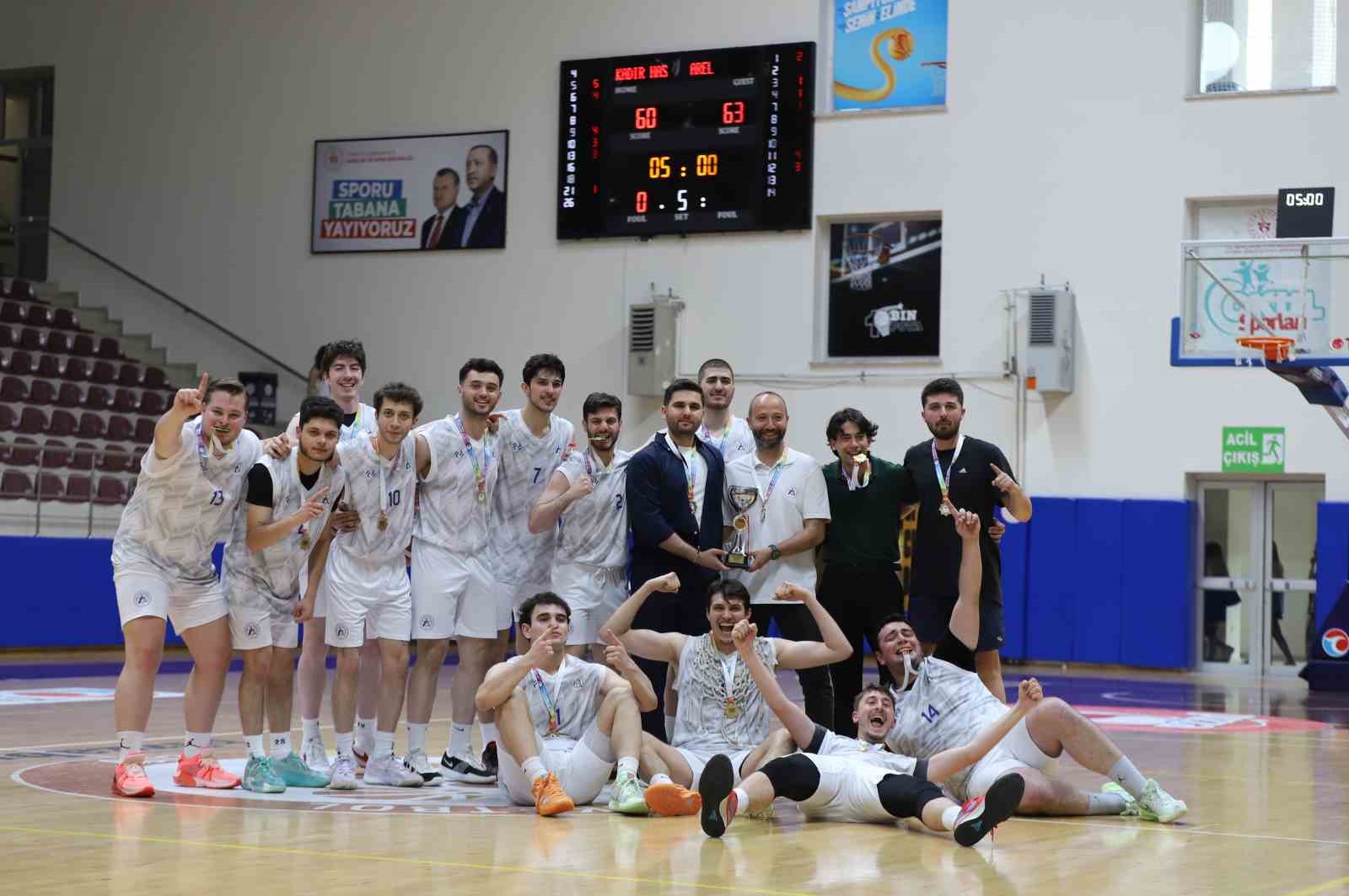 TÜSF Erkekler Basketbol 2. Ligi’nde şampiyon Arel Üniversitesi oldu