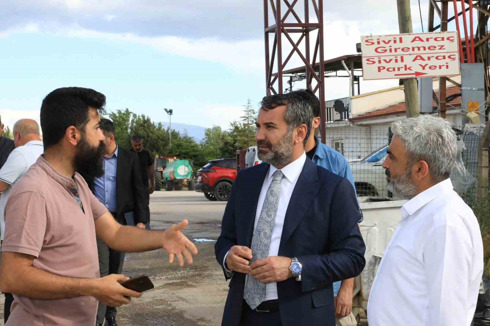 Başkan Şerifoğulları vatandaşlarla bir araya geldi