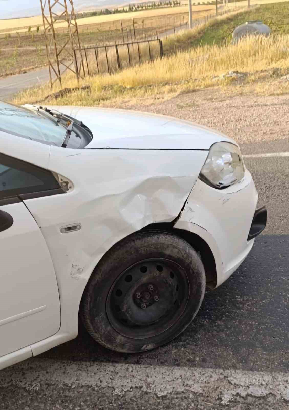 Siirt&rsquo;te trafik kazası: 3 yaralı
