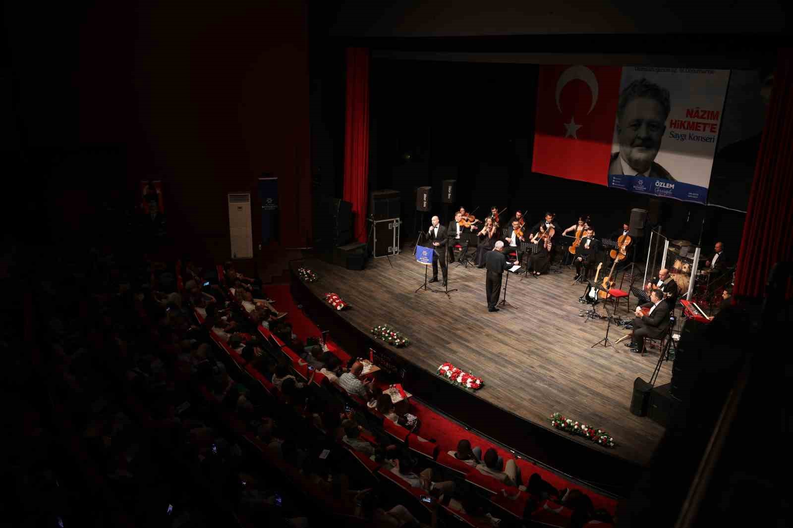 Aydın Büyükşehir Belediyesi, şair Nazım Hikmet’i andı