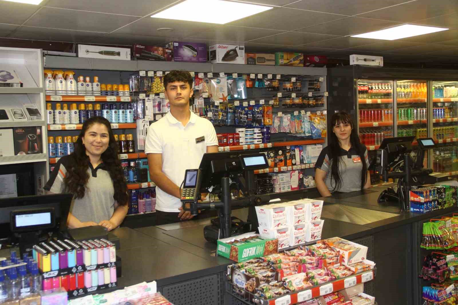 Migros Deniz Market, G&ouml;cek Koylarında 10. yaz sezonuna başladı
