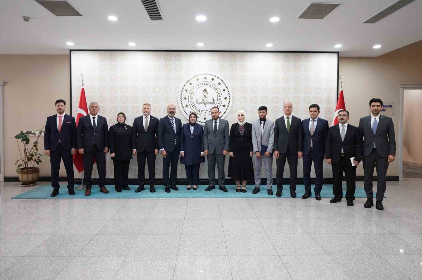 Bakan Tekin, Suriye Eğitim Bakanlığı ile iş birliği değerlendirme toplantısına katıldı