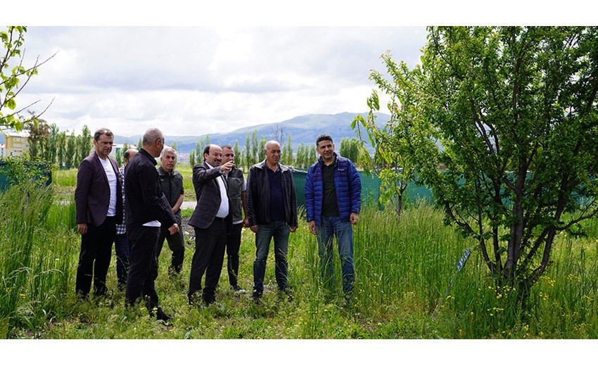 Rektör Çakmak idari personel ile bir araya geldi