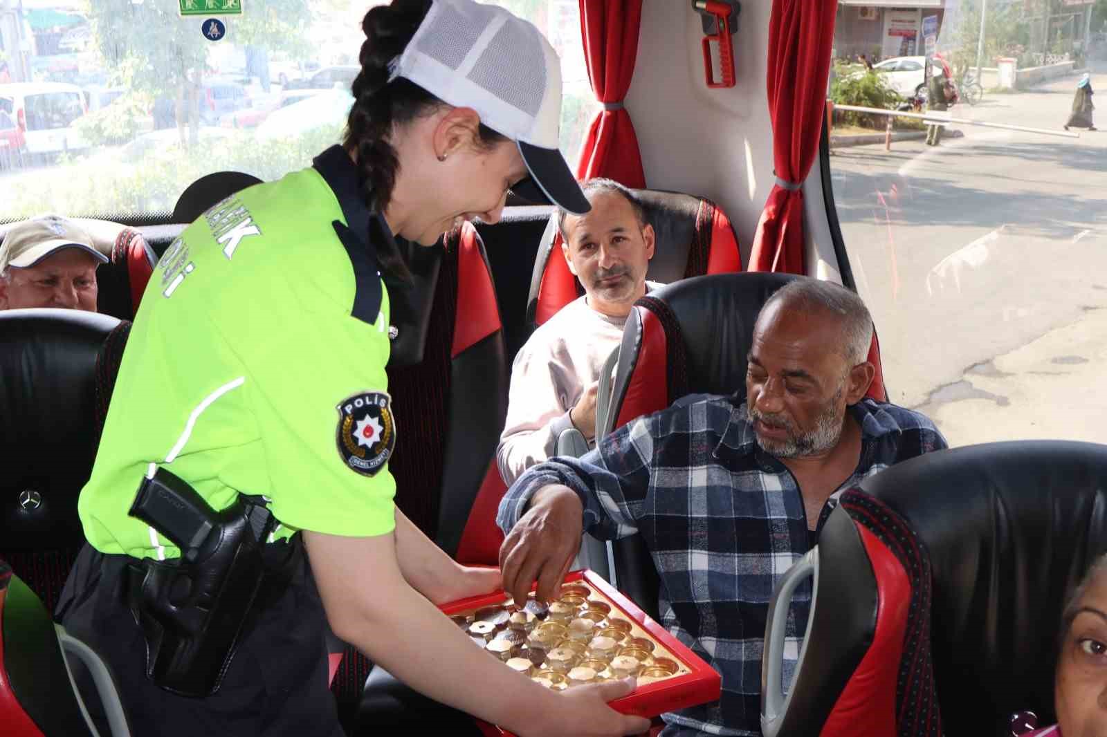 Bayram &ouml;ncesi trafik denetimleri artırıldı
