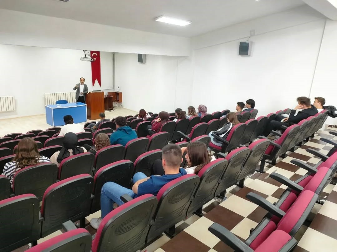 Hisarcık MYO’da sigortacılık sektöründeki aracılık hizmetlerine yönelik etkinlik